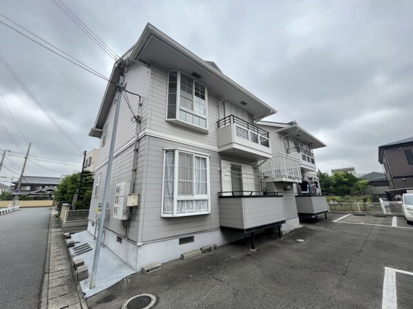 オークハイツの物件外観写真